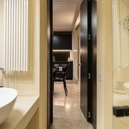 Fiorentini 22 - Luxury Con Apartment *